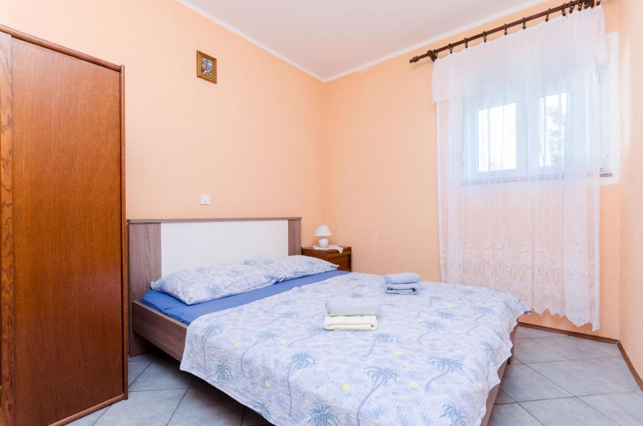 לופאר Apartments Danica מראה חיצוני תמונה