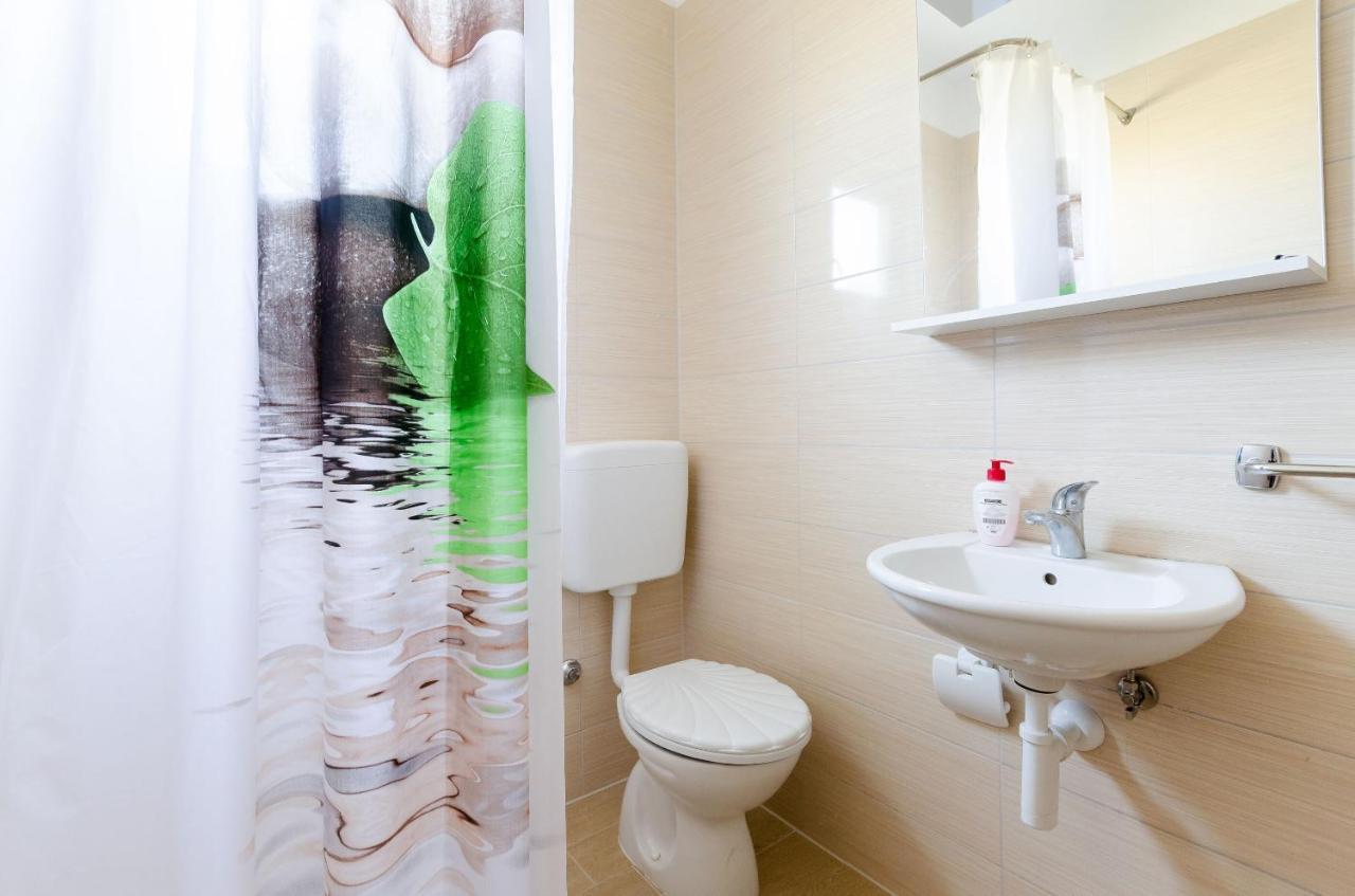 לופאר Apartments Danica מראה חיצוני תמונה