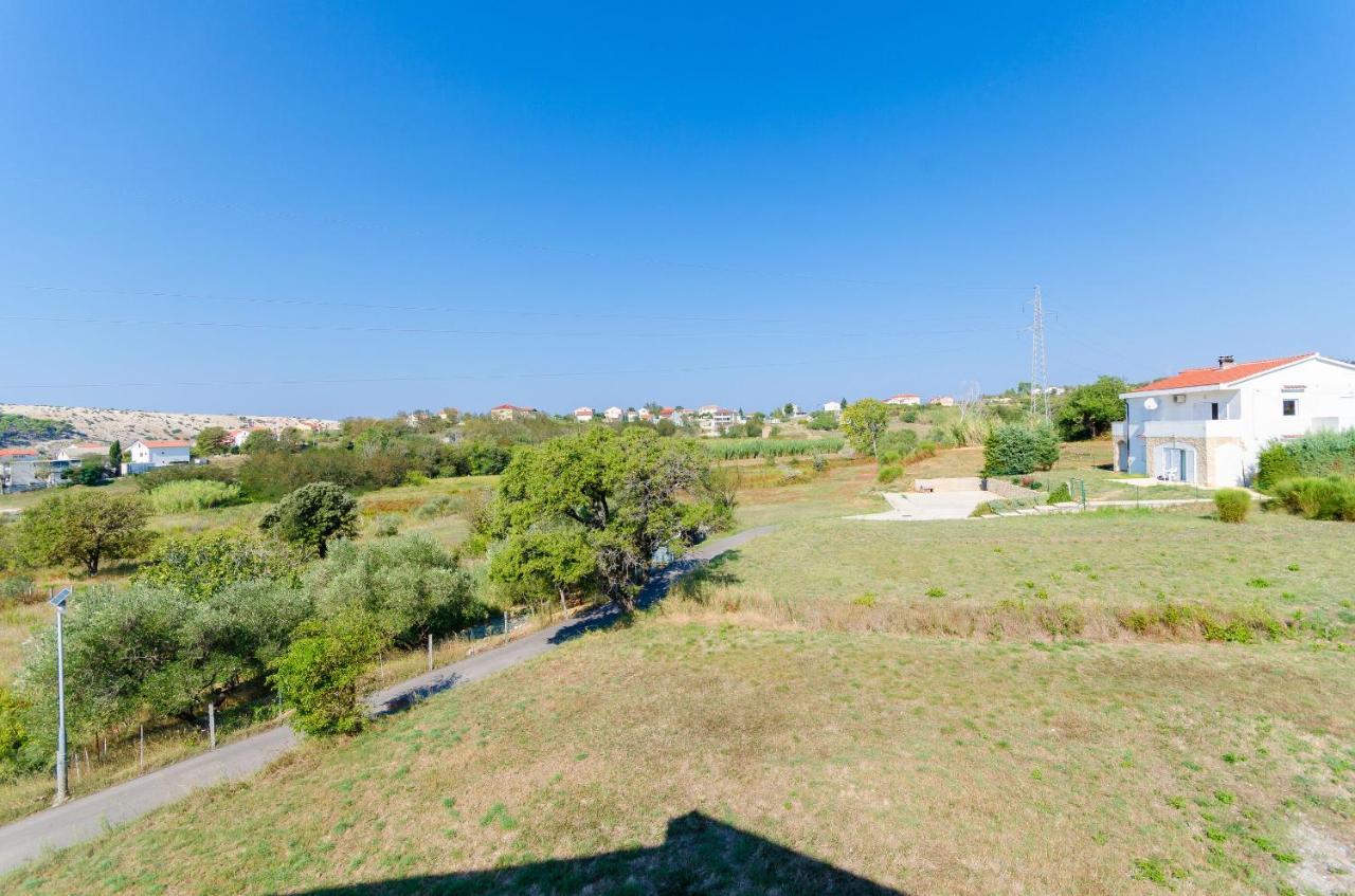 לופאר Apartments Danica מראה חיצוני תמונה