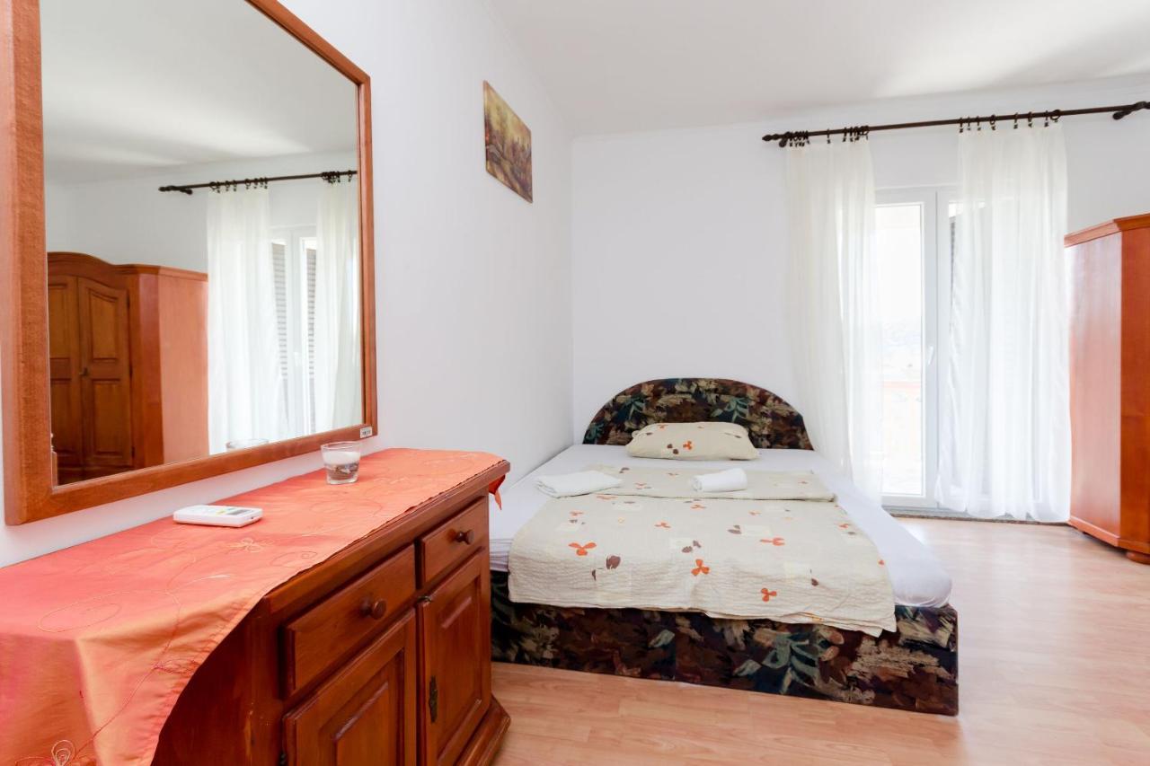 לופאר Apartments Danica מראה חיצוני תמונה