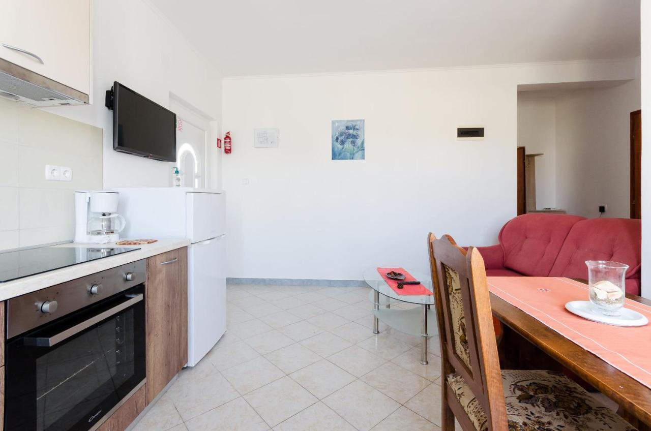 לופאר Apartments Danica מראה חיצוני תמונה