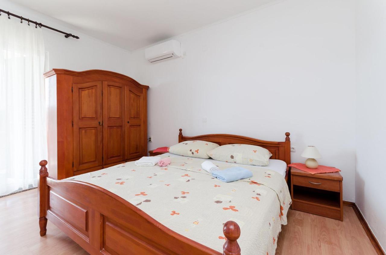 לופאר Apartments Danica מראה חיצוני תמונה