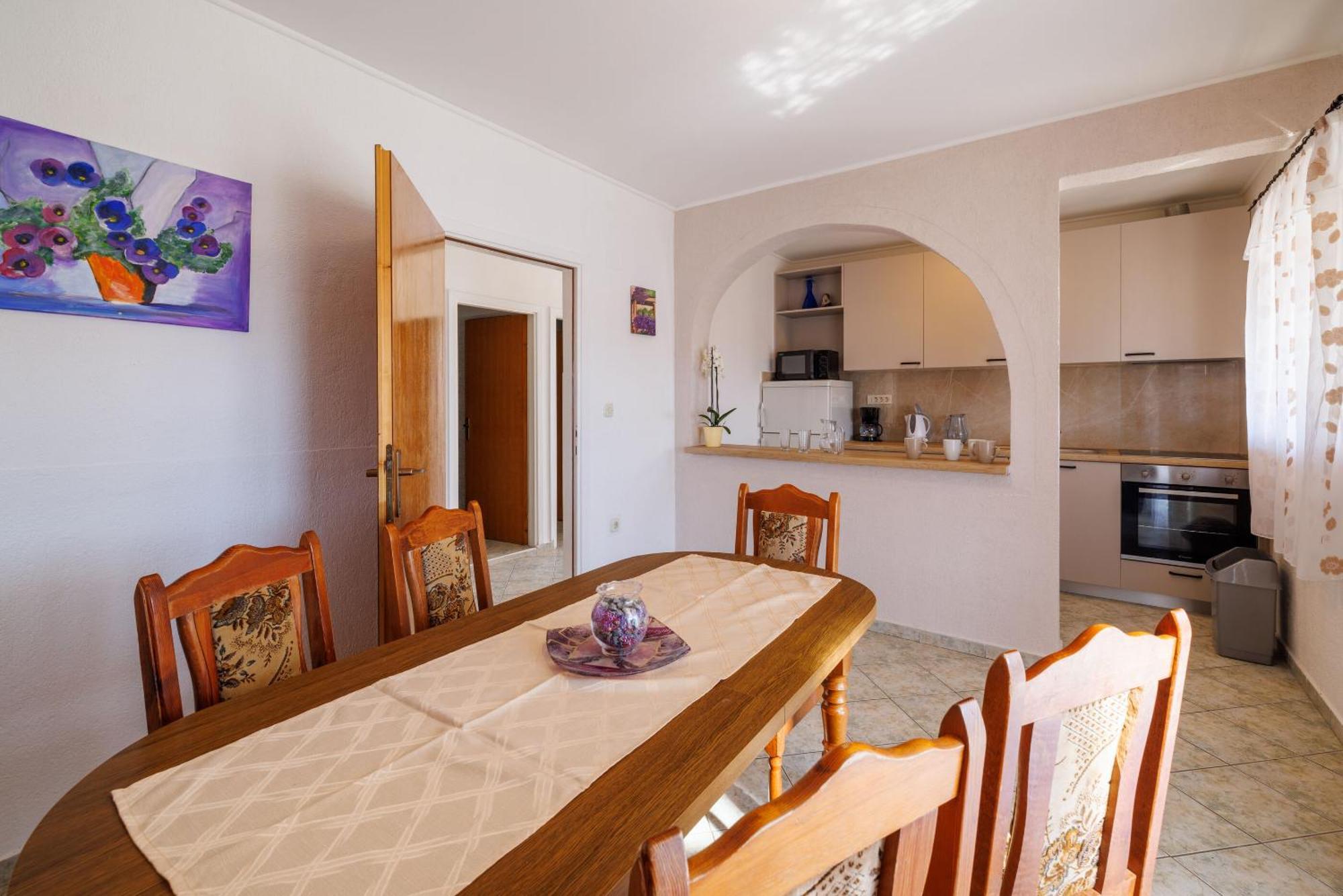לופאר Apartments Danica מראה חיצוני תמונה