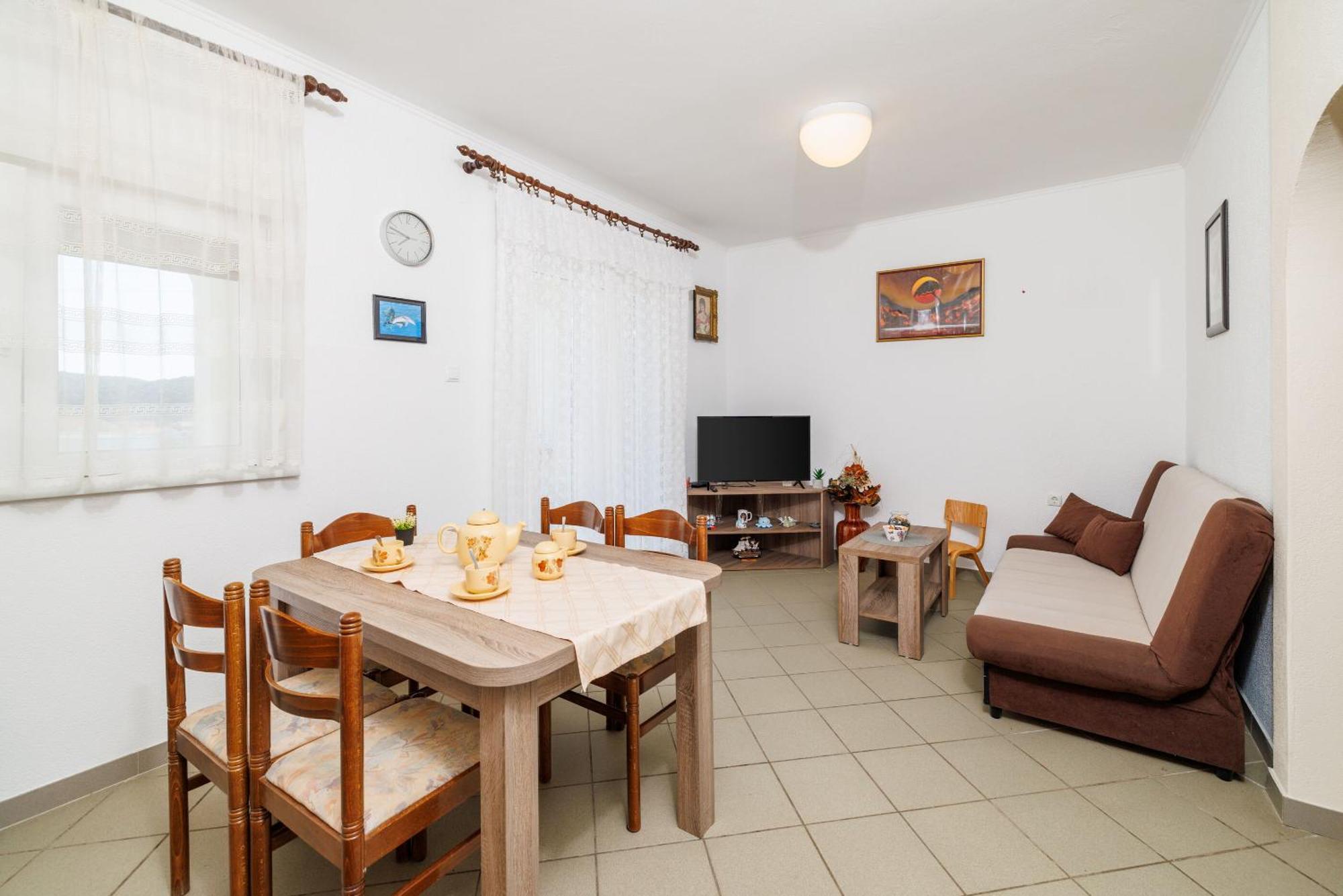 לופאר Apartments Danica מראה חיצוני תמונה