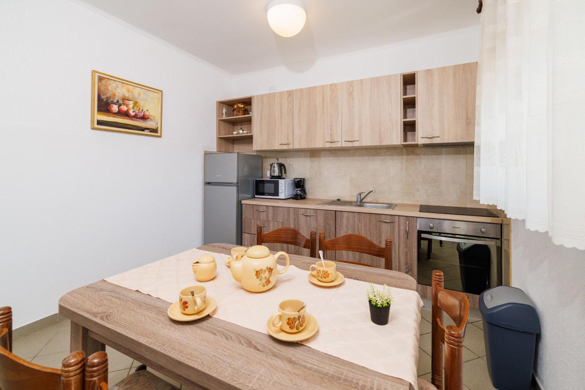 לופאר Apartments Danica מראה חיצוני תמונה