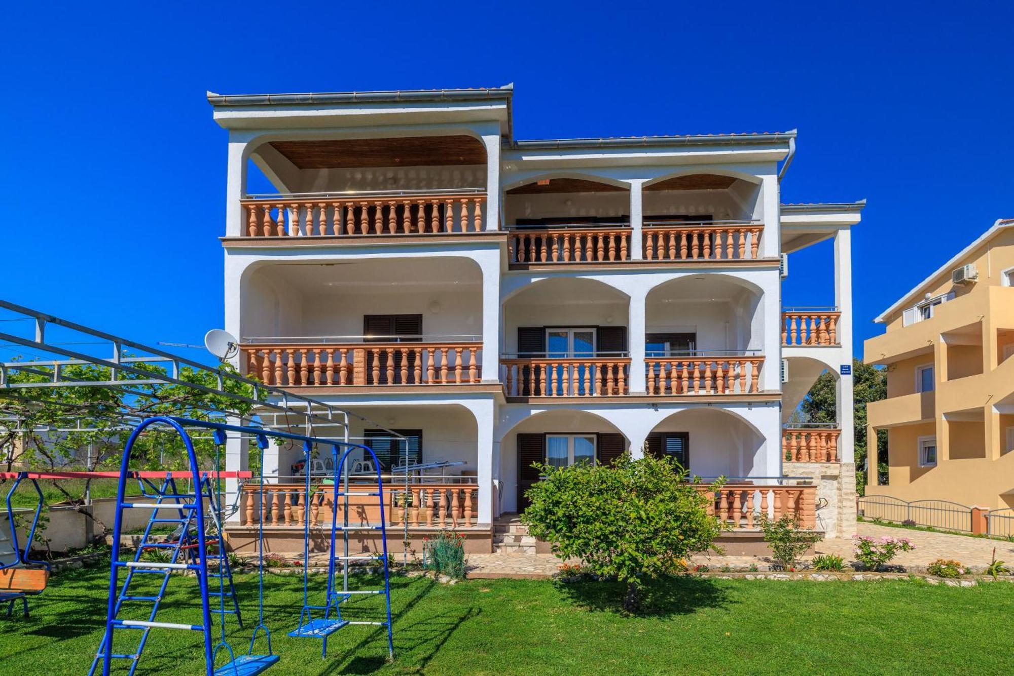 לופאר Apartments Danica מראה חיצוני תמונה