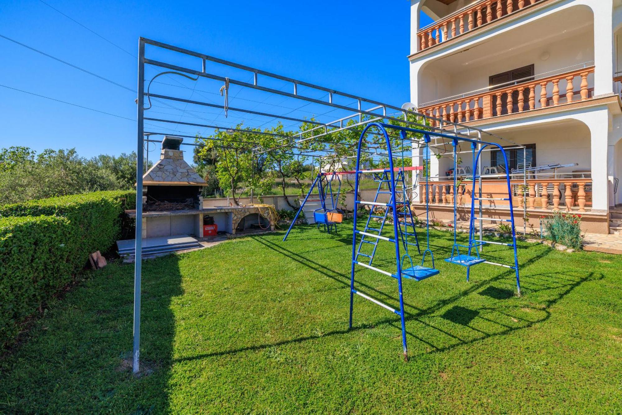 לופאר Apartments Danica מראה חיצוני תמונה